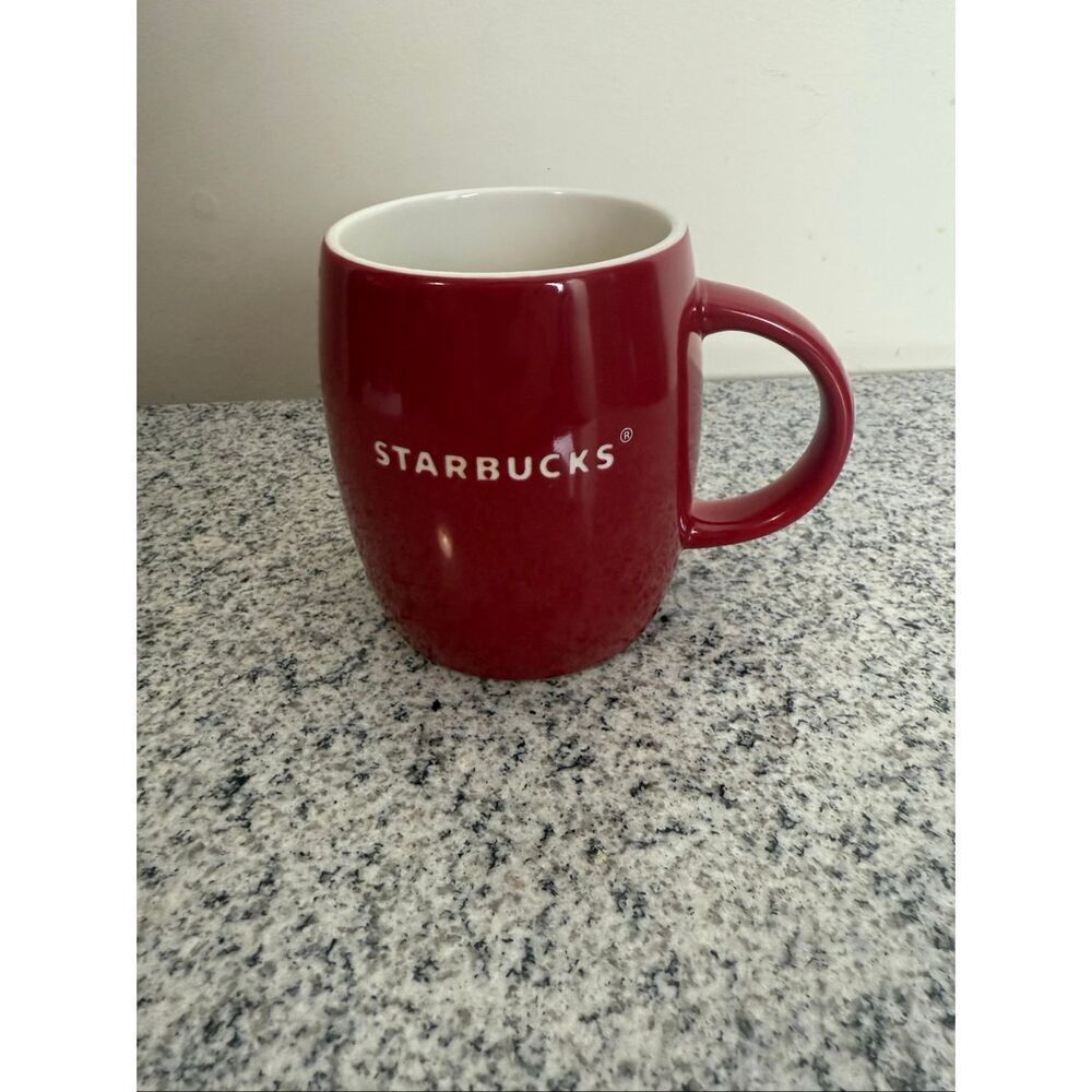 Starbucks Red Ceramic Coffee Mug 2011 Logo Mug 12 oz Classic Cafe